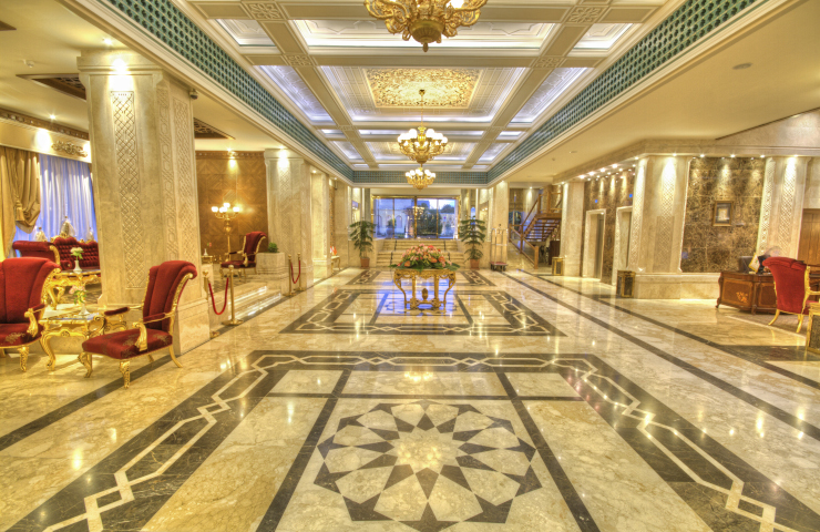فضای لابی هتل زندیه شیراز